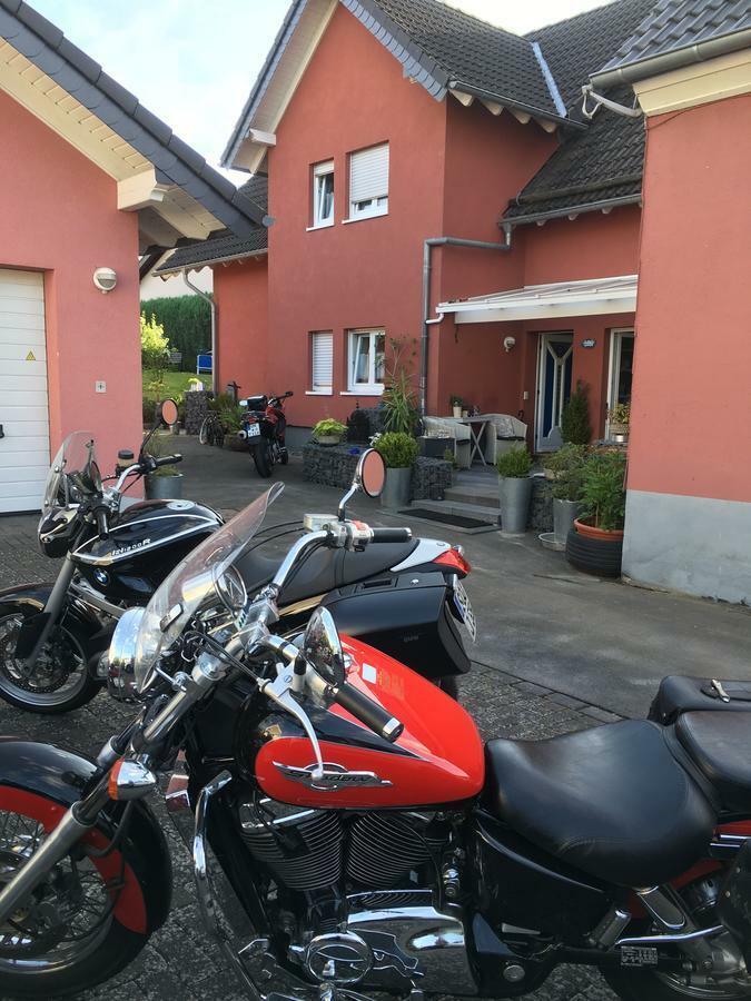 The Place After The Race B&B Müllenbach Exteriör bild